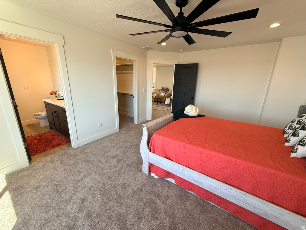 2405 W 3200 N Farr West, UT 84404