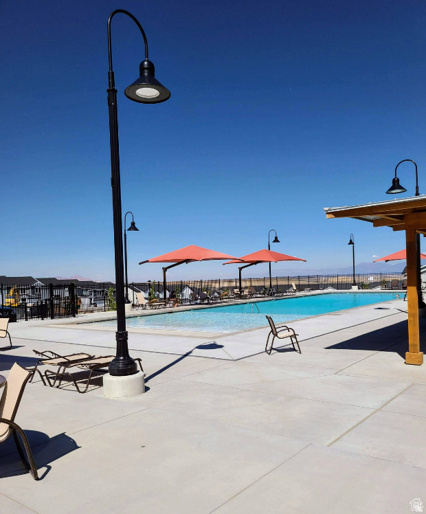 8546 W BOWIE DR Magna, UT 84044