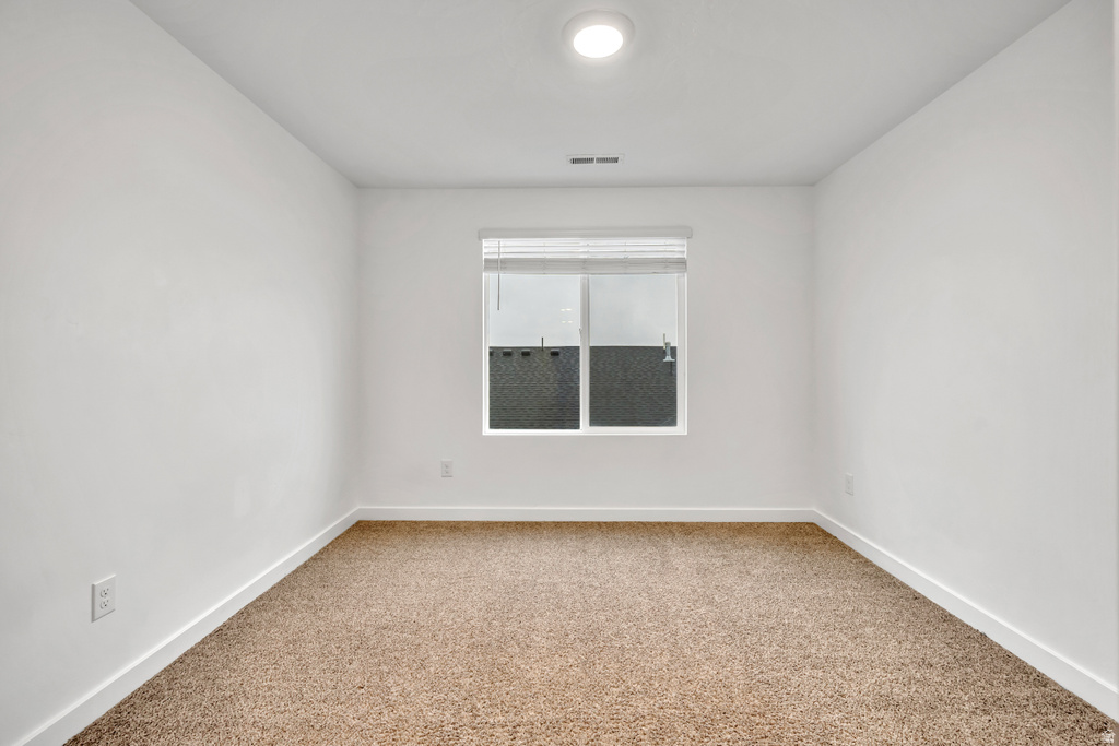 8546 W BOWIE DR Magna, UT 84044