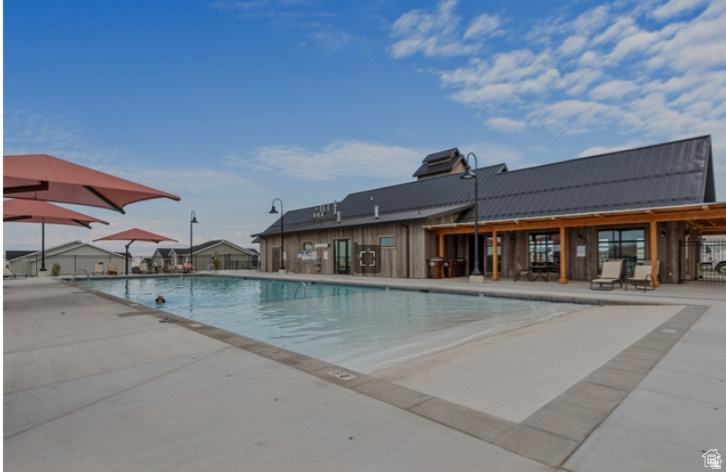 8546 W BOWIE DR Magna, UT 84044