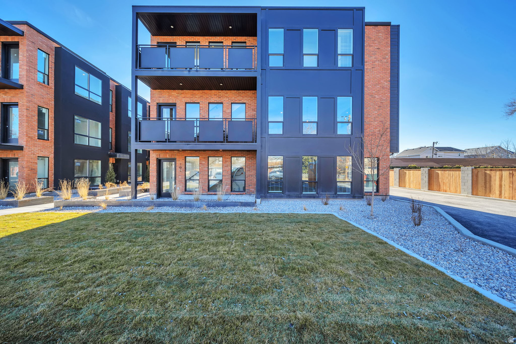 884 E ROWLEY DR #101 Millcreek, UT 84107