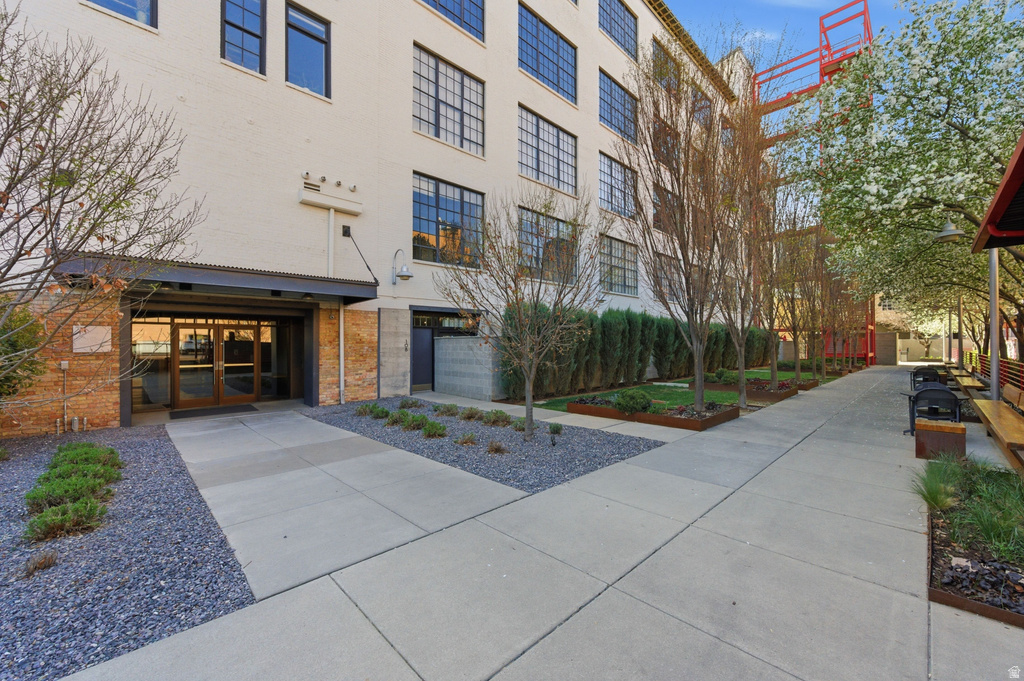 159 W 300 S #206 Salt Lake City, UT 84101