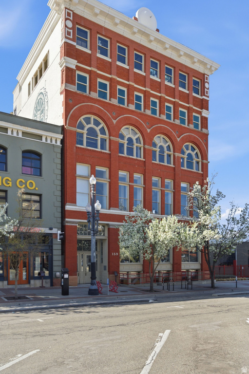 159 W 300 S #206 Salt Lake City, UT 84101