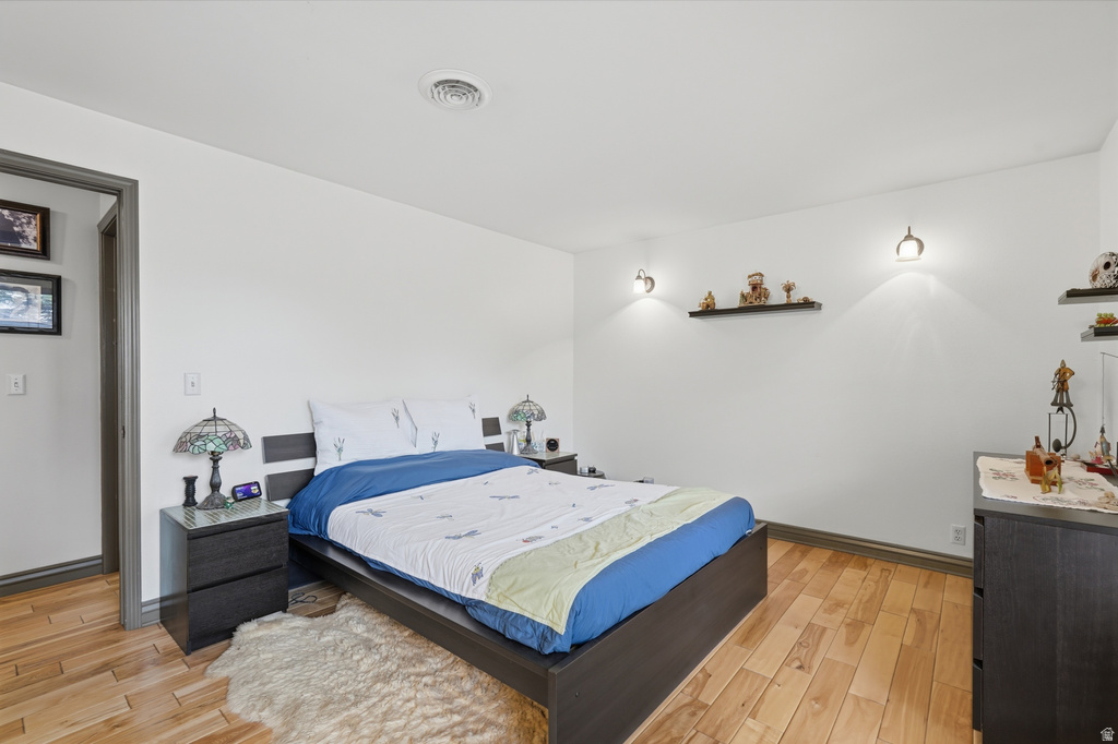 1661 W ALLEGHENY DR Salt Lake City, UT 84123