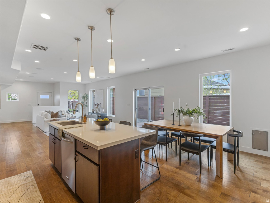 1738 S WINDSOR ST Salt Lake City, UT 84105