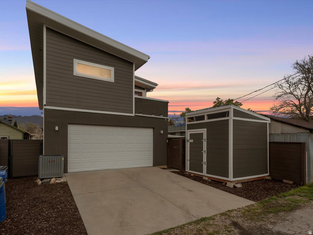 1738 S WINDSOR ST Salt Lake City, UT 84105