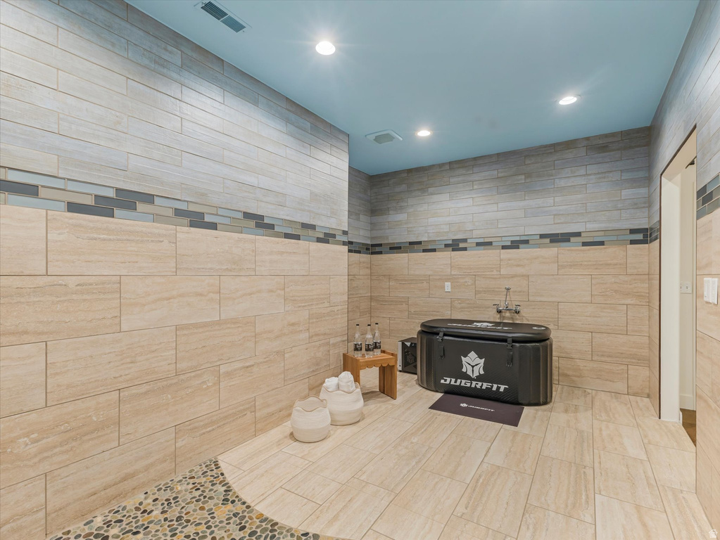 1738 S WINDSOR ST Salt Lake City, UT 84105