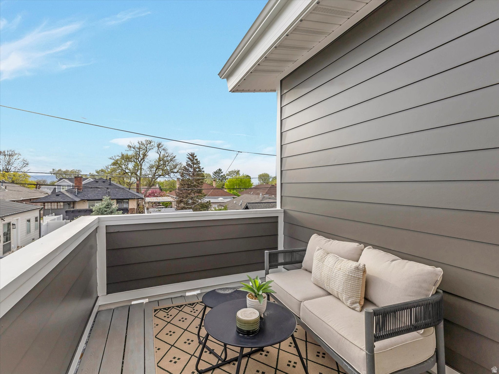 1738 S WINDSOR ST Salt Lake City, UT 84105