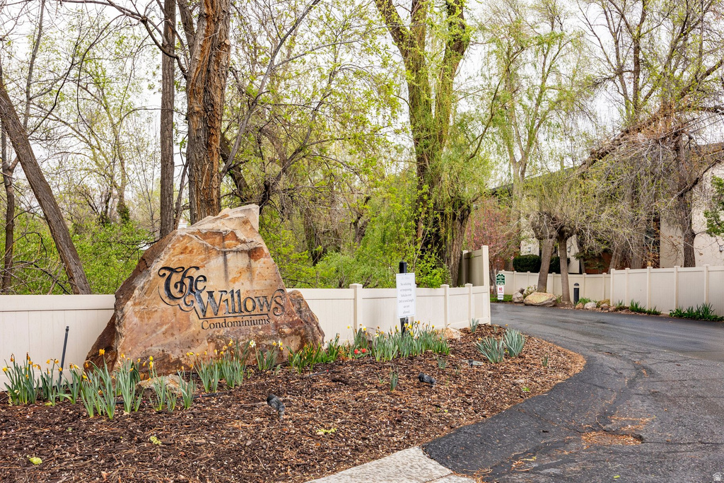 5384 S WILLOW LN #E Murray, UT 84107