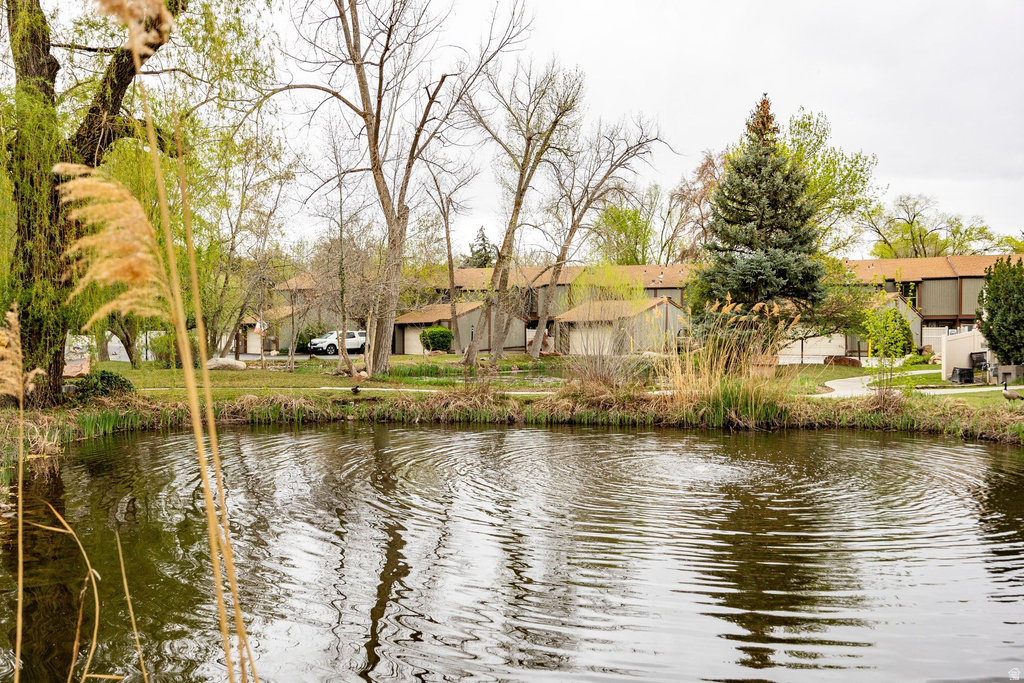 5384 S WILLOW LN #E Murray, UT 84107