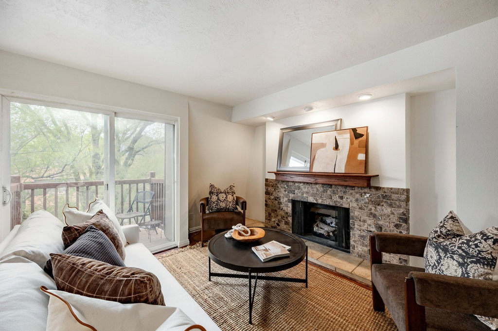 5384 S WILLOW LN #E Murray, UT 84107