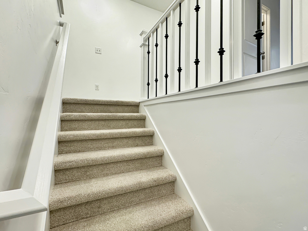 12231 S RYDER CT Draper, UT 84020