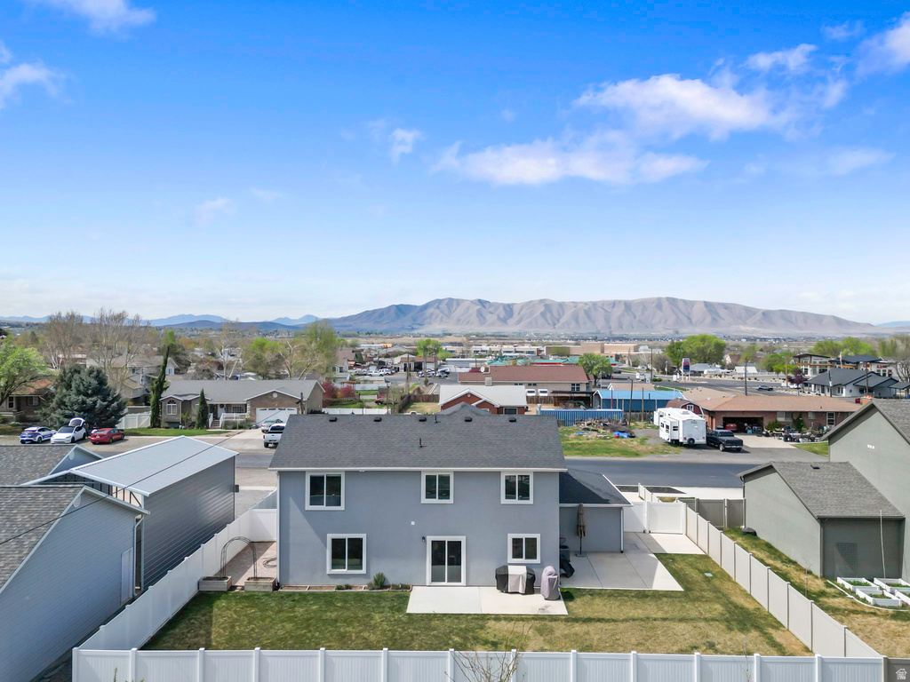 148 N 200 E Salem, UT 84653