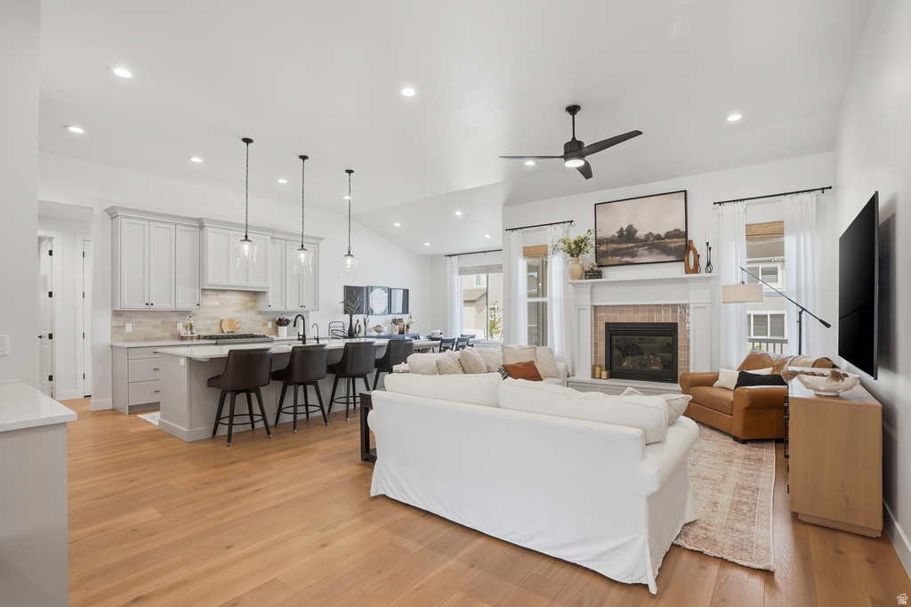 6638 W BRAEBURN WAY West Jordan, UT 84081