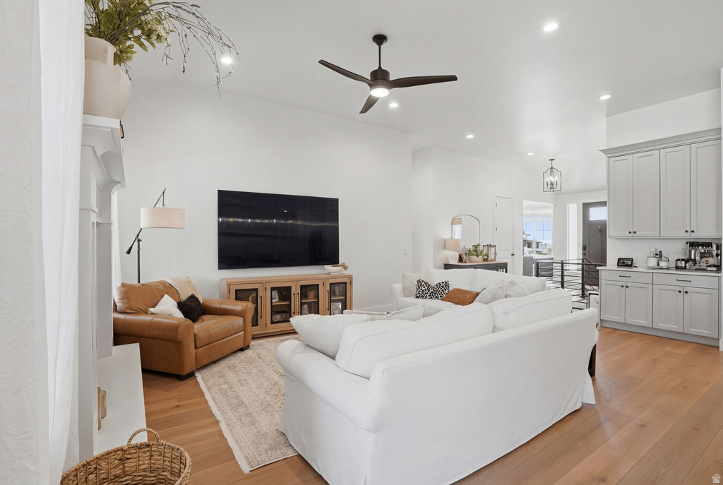 6638 W BRAEBURN WAY West Jordan, UT 84081