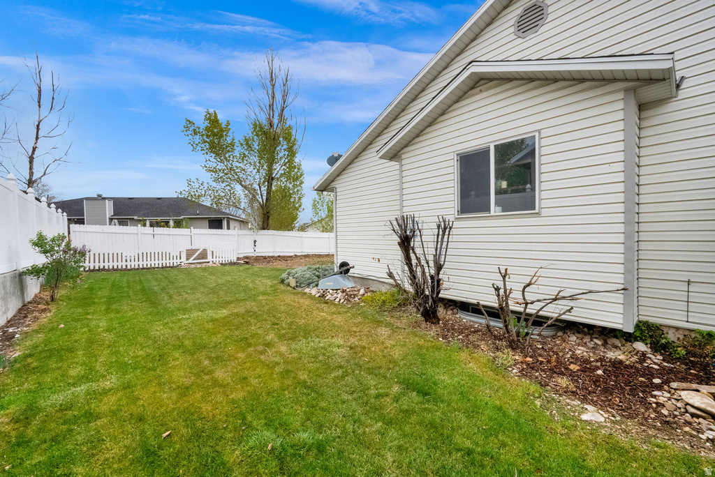 4852 W MOUNTAIN LAUREL LN West Jordan, UT 84088