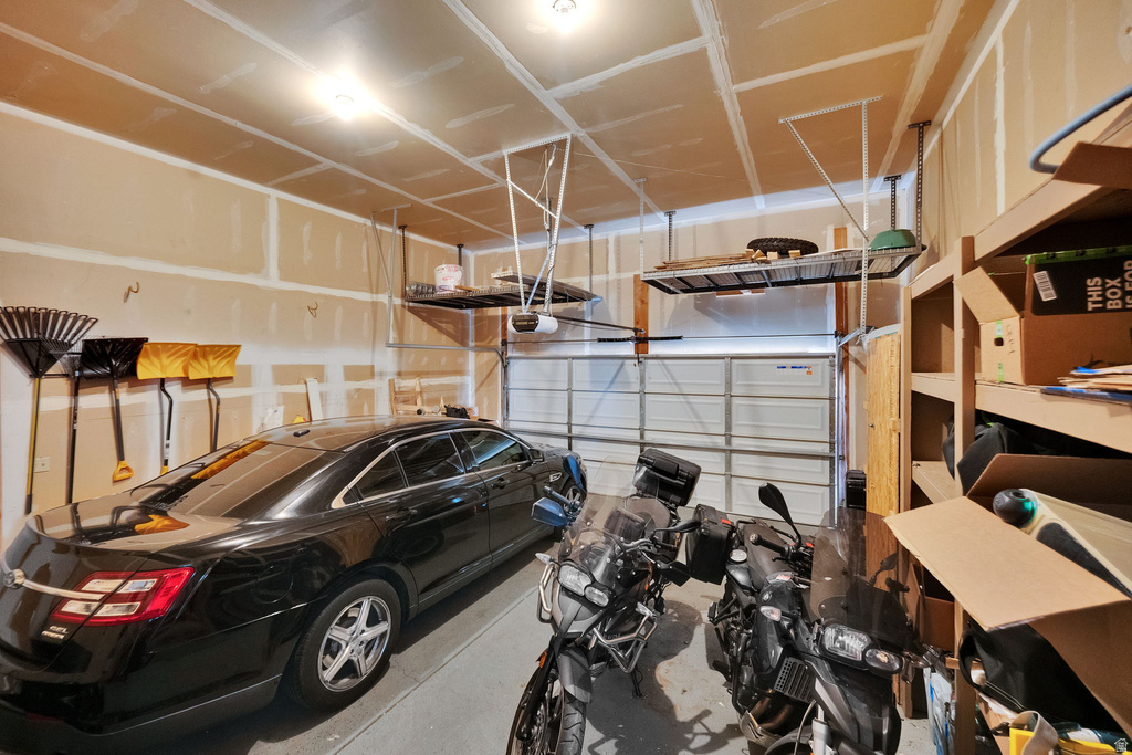 4852 W MOUNTAIN LAUREL LN West Jordan, UT 84088