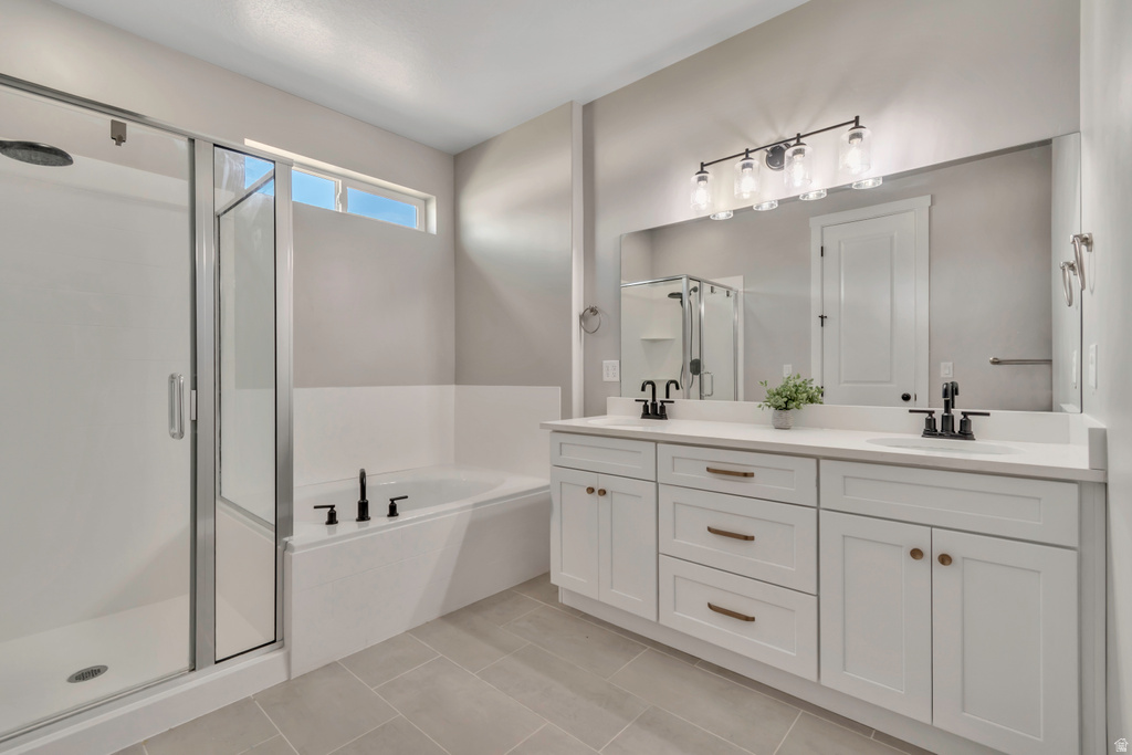 2434 N EURASION CRANE RD Clinton, UT 84015