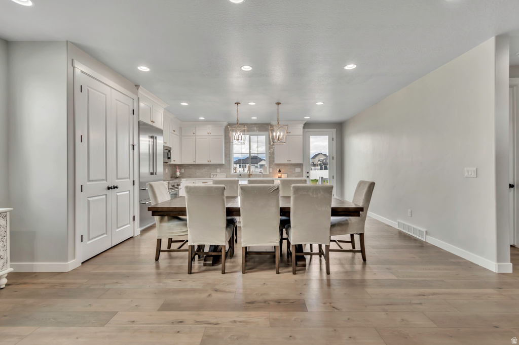 2434 N EURASION CRANE RD Clinton, UT 84015