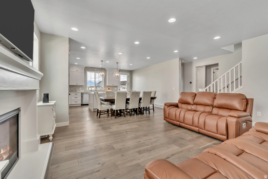 2434 N EURASION CRANE RD Clinton, UT 84015