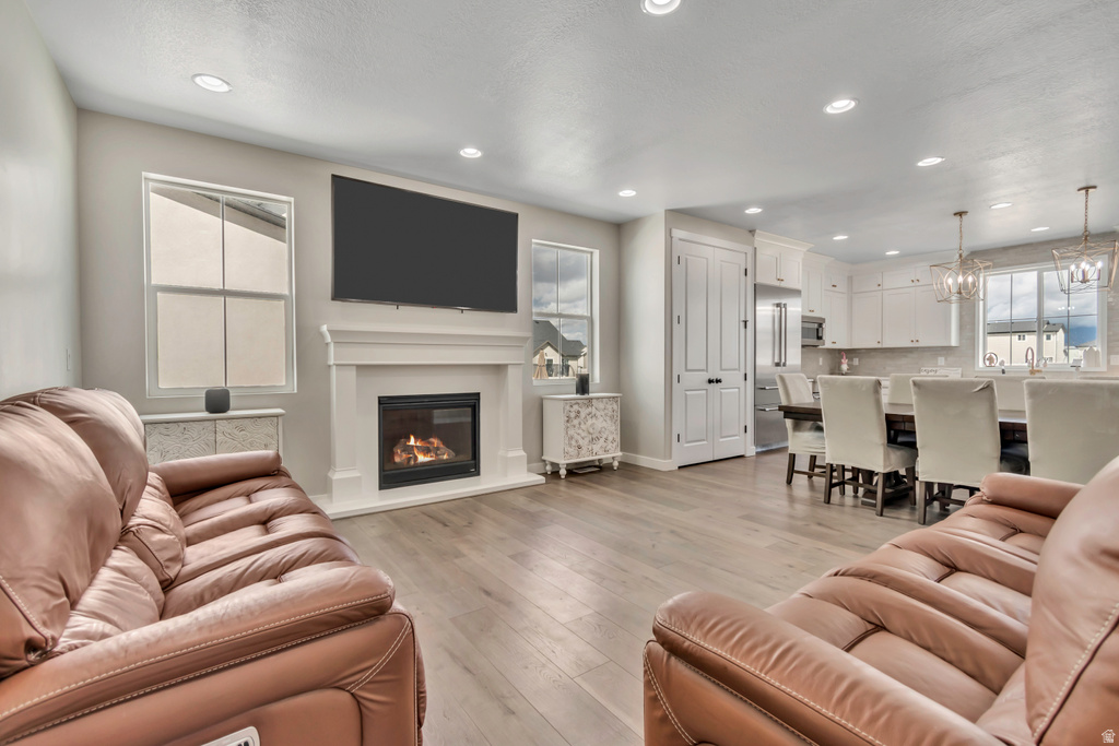 2434 N EURASION CRANE RD Clinton, UT 84015