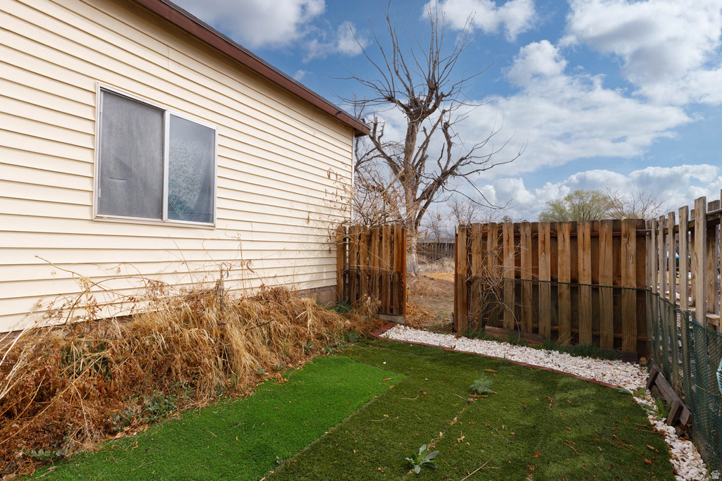 111 S 200 W Aurora, UT 84620