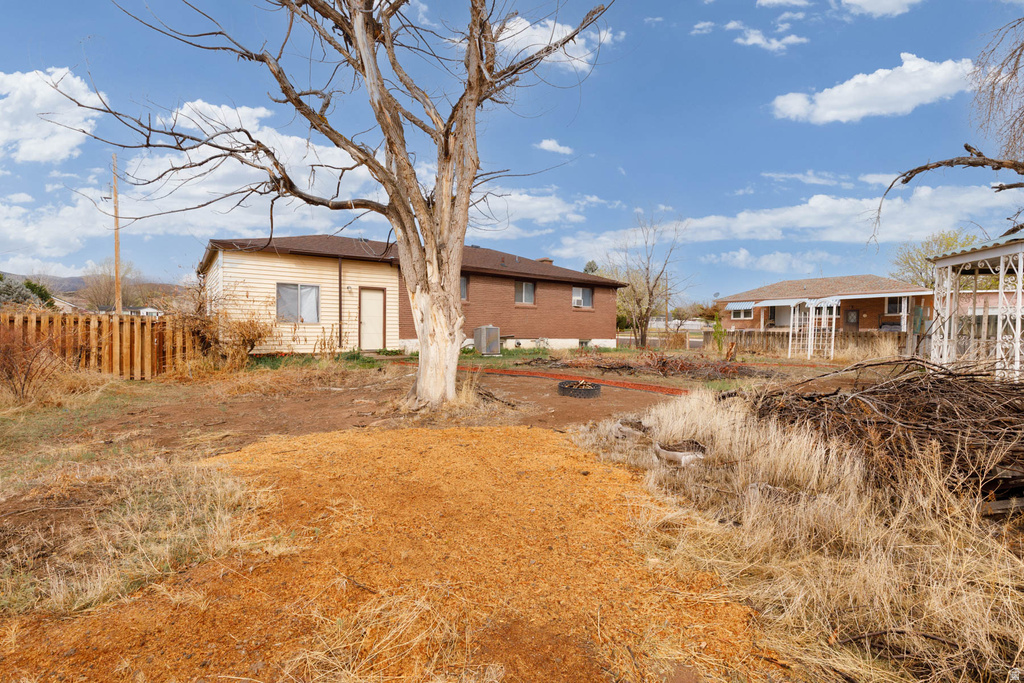 111 S 200 W Aurora, UT 84620