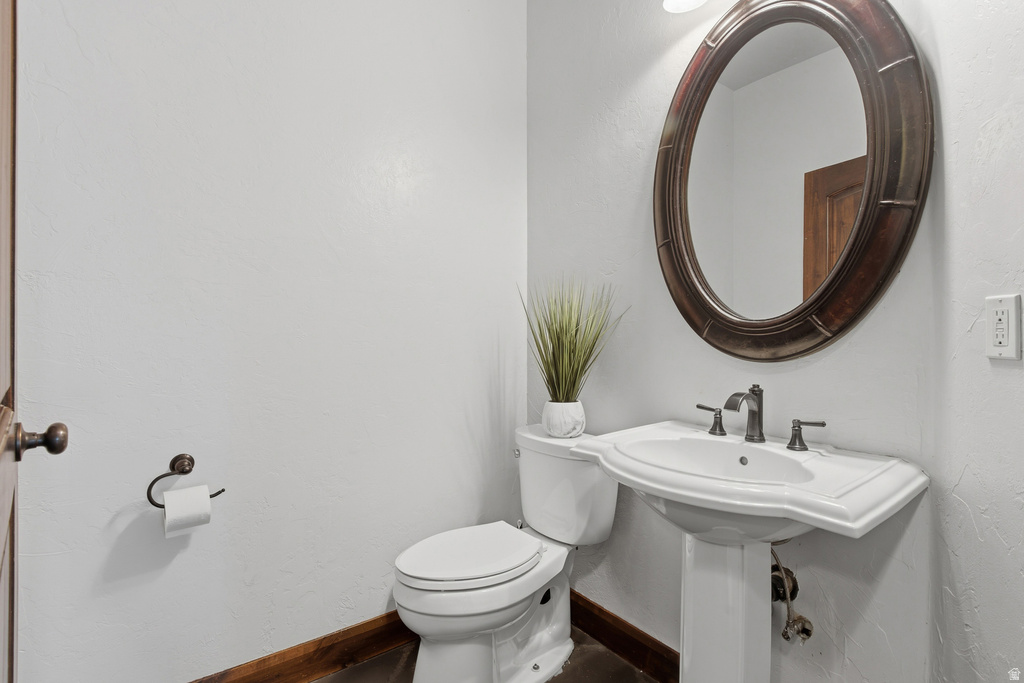 2841 N 1020 W Pleasant Grove, UT 84062