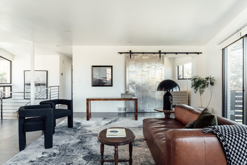 4296 MULHOLLAND ST Salt Lake City, UT 84124