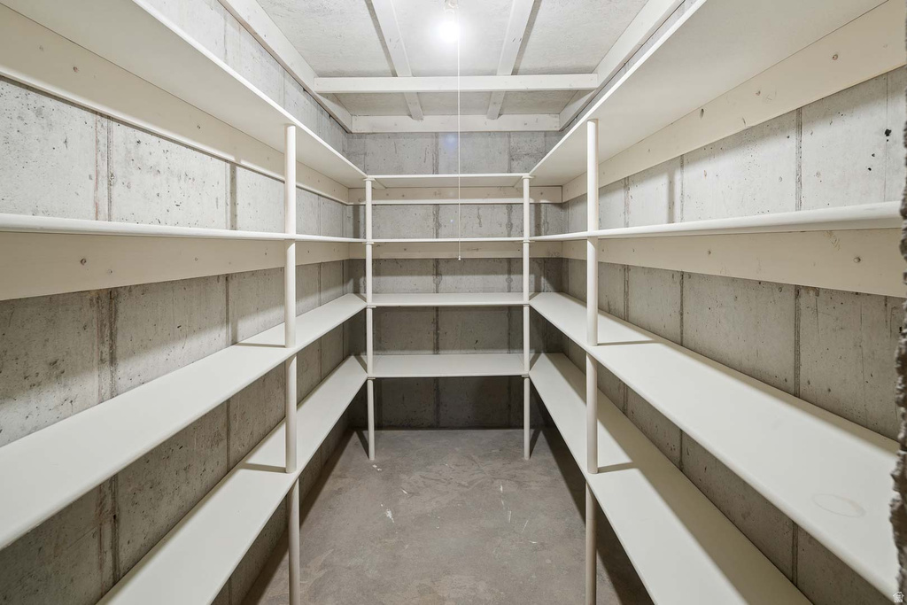 1997 W CRESCENT DR Mapleton, UT 84664