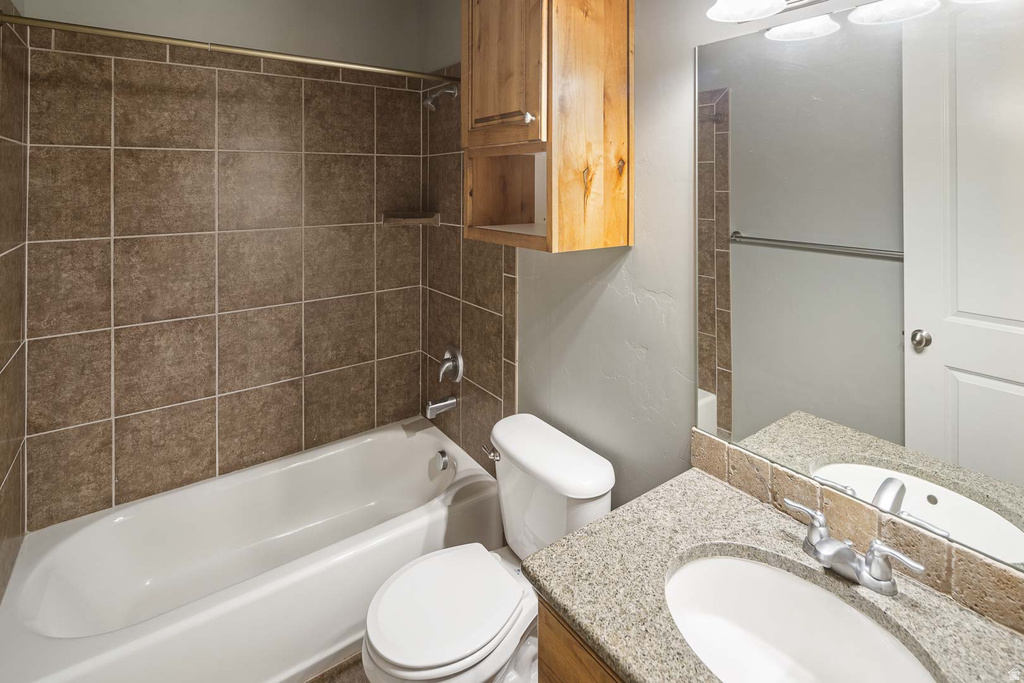 1997 W CRESCENT DR Mapleton, UT 84664