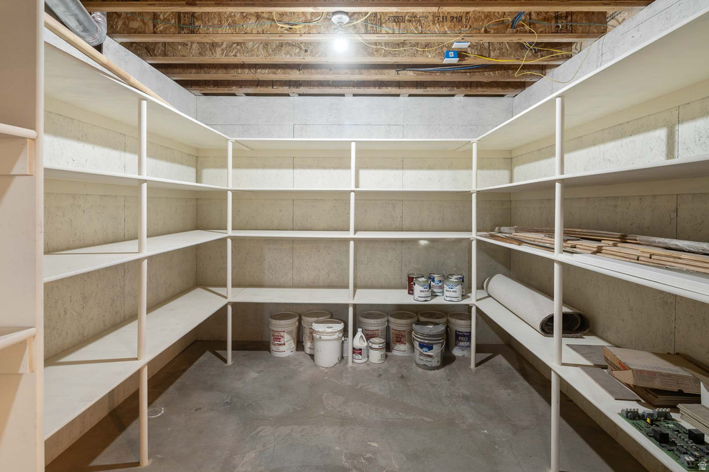 1997 W CRESCENT DR Mapleton, UT 84664