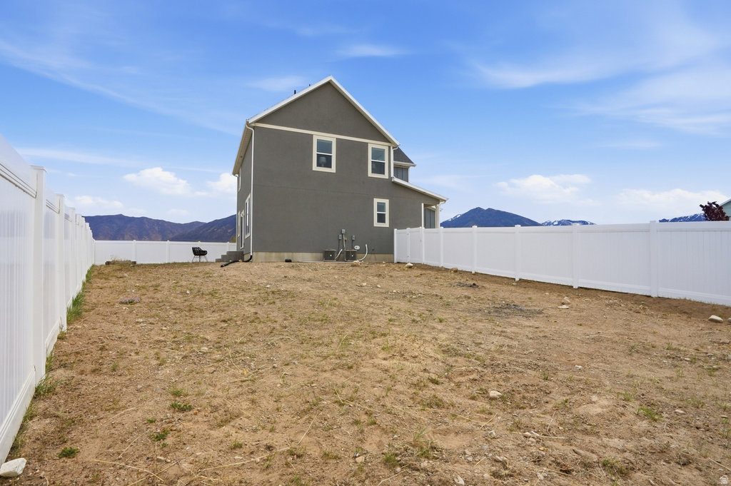 219 E 810 N Tooele, UT 84074