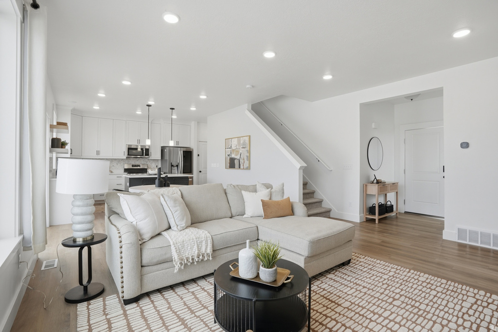 219 E 810 N Tooele, UT 84074