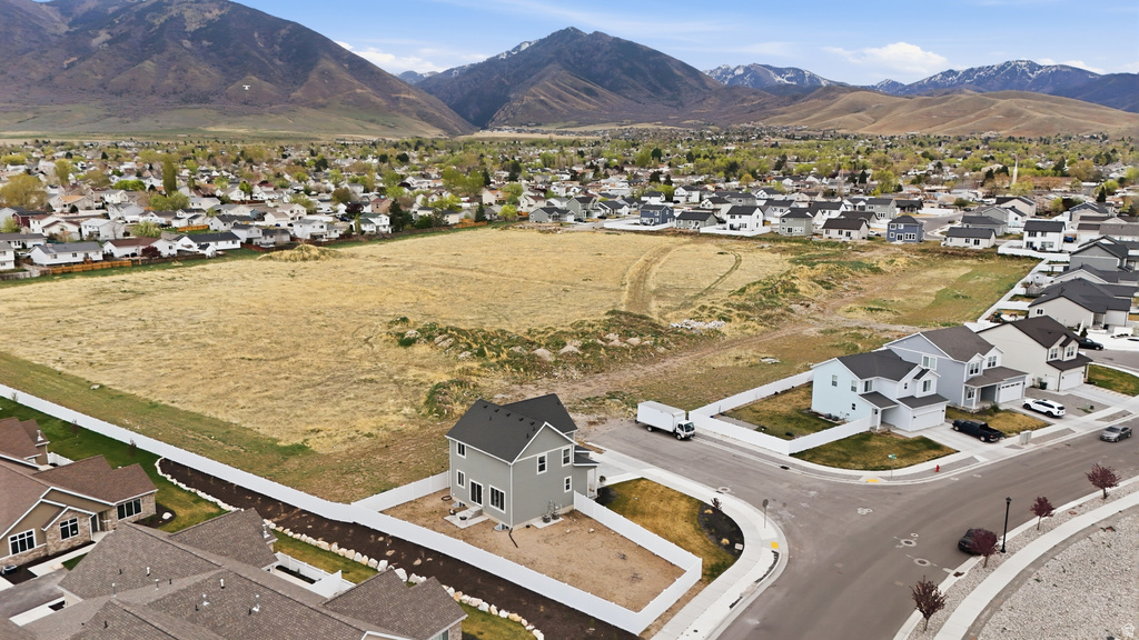 219 E 810 N Tooele, UT 84074