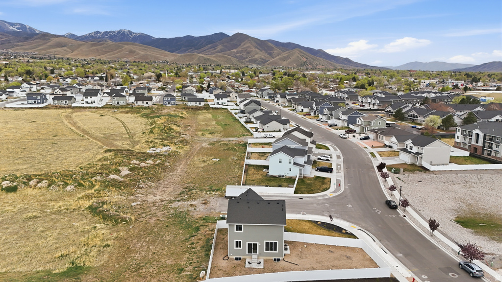 219 E 810 N Tooele, UT 84074