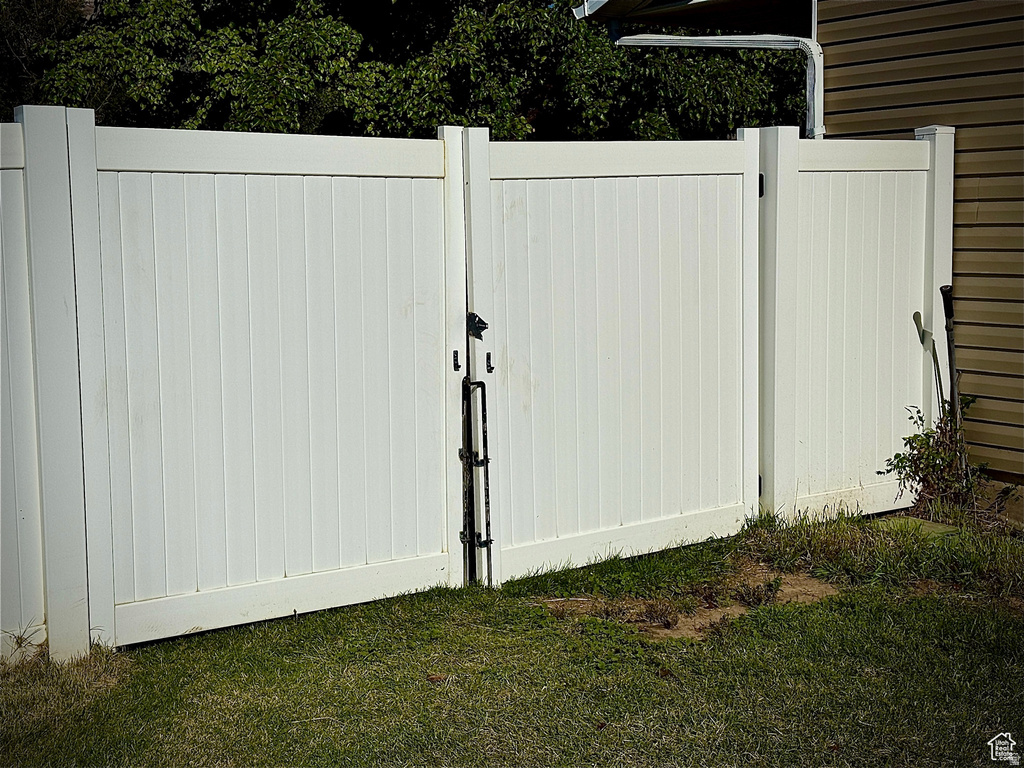 361 E 1900 N North Ogden, UT 84414