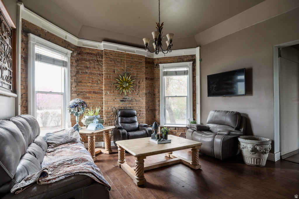 2467 S 500 E South Salt Lake, UT 84106