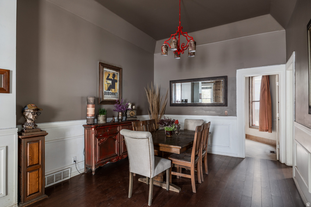 2467 S 500 E South Salt Lake, UT 84106