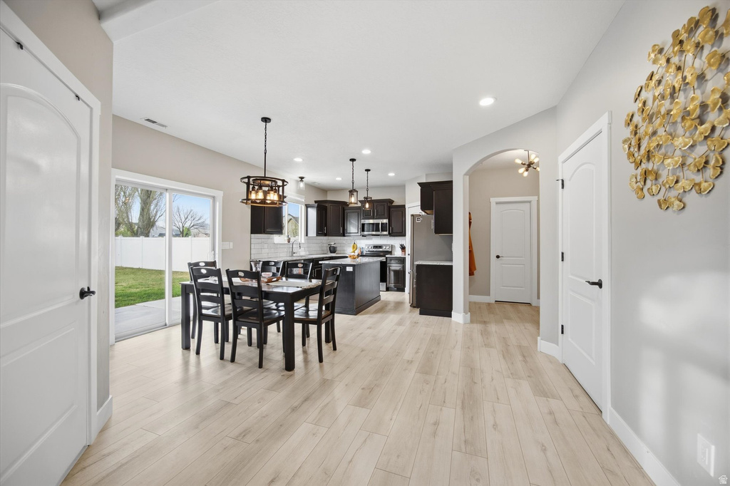 358 LAKEVIEW DR Lehi, UT 84043