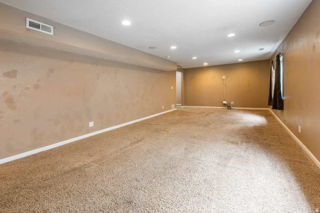 8349 S SAWTOOTH OAK DR West Jordan, UT 84081