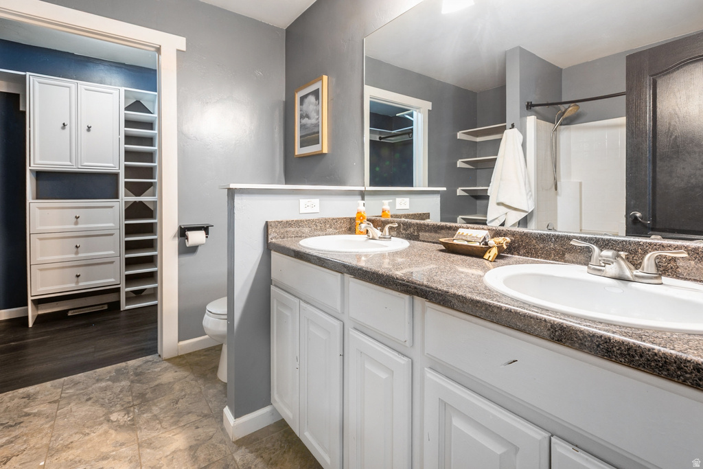 8349 S SAWTOOTH OAK DR West Jordan, UT 84081