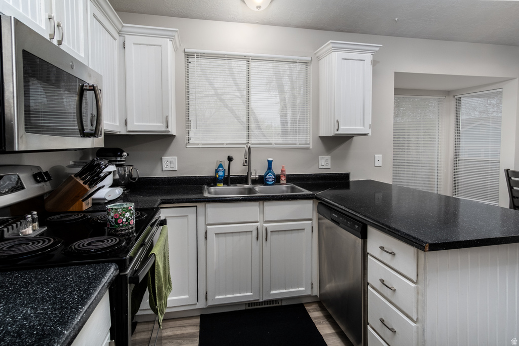 7960 S SHAYLA DR West Jordan, UT 84088