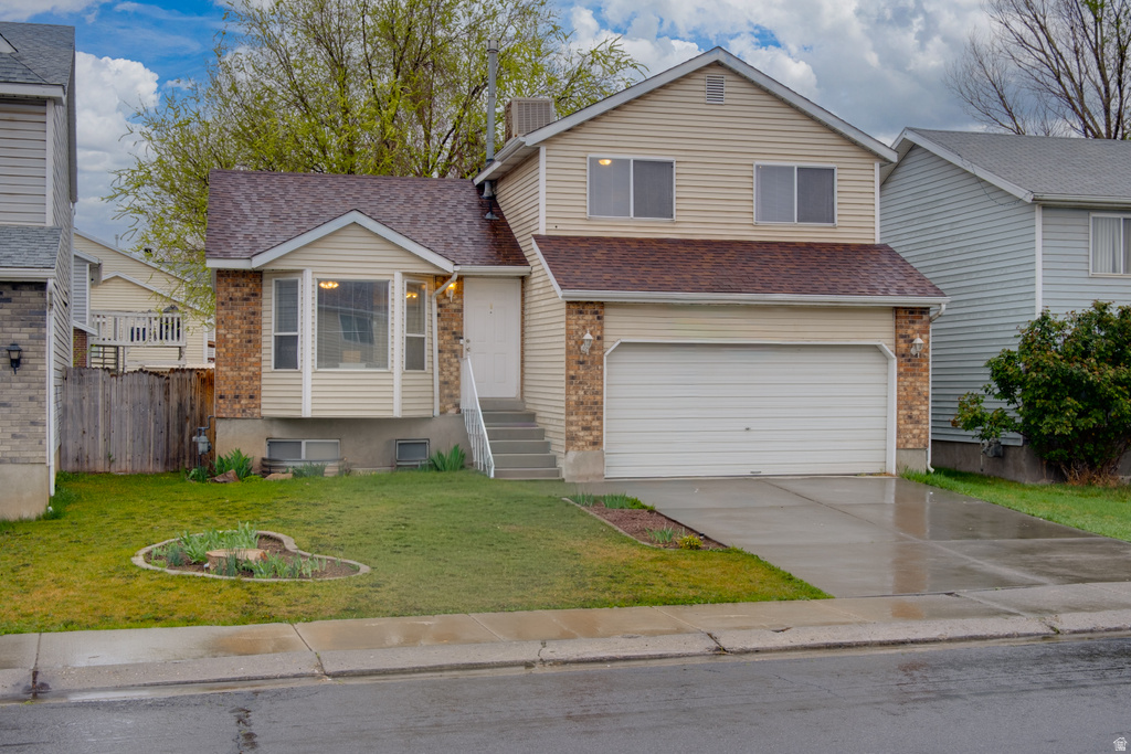 7960 S SHAYLA DR West Jordan, UT 84088