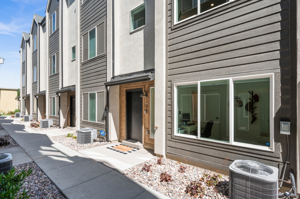 765 N 400 W #304 Salt Lake City, UT 84103