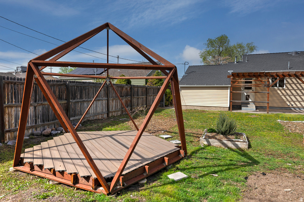 442 E BURTON AVE Salt Lake City, UT 84115