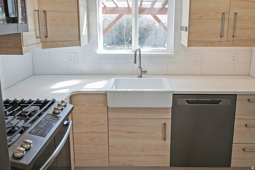 442 E BURTON AVE Salt Lake City, UT 84115