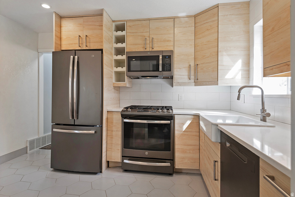 442 E BURTON AVE Salt Lake City, UT 84115