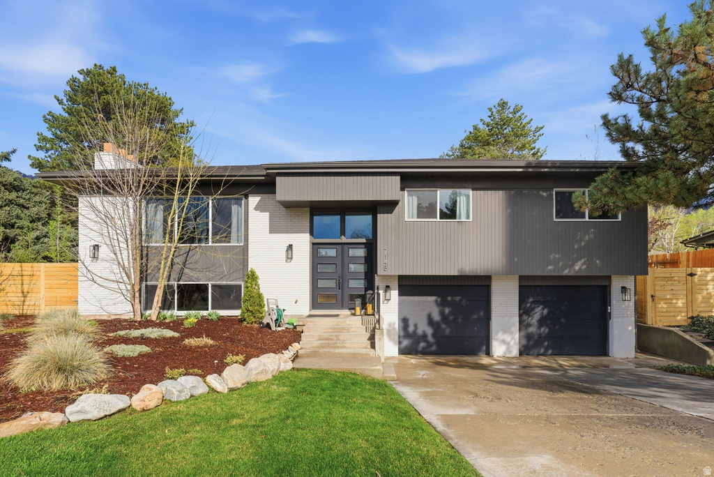 7145 S CAVALIER CIR Cottonwood Heights, UT 84121