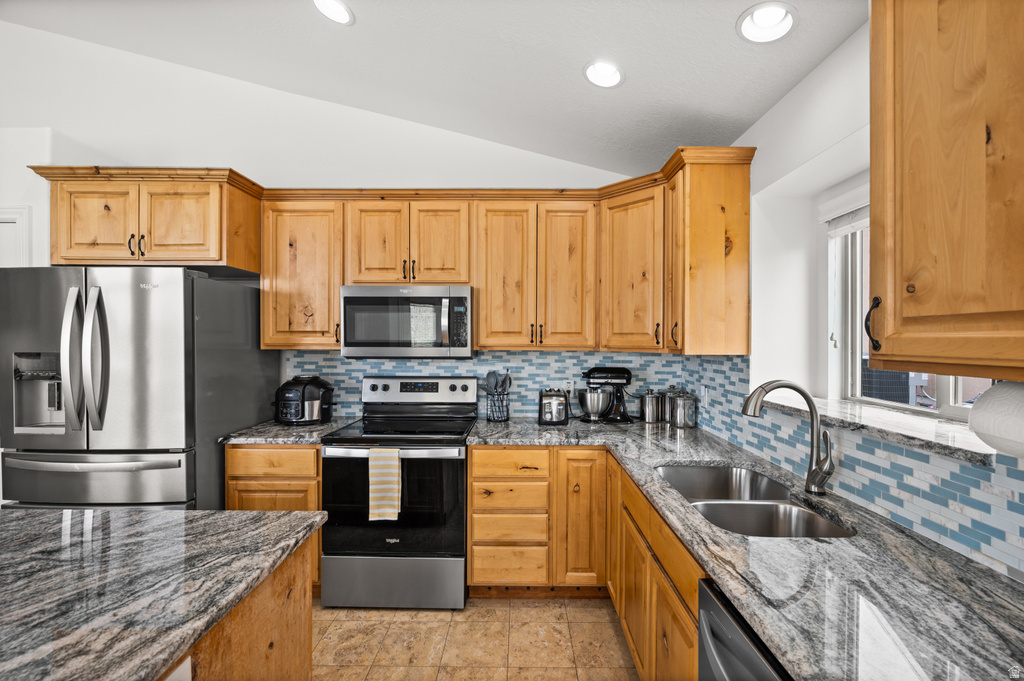 4115 E DAKOTA DR Eagle Mountain, UT 84005